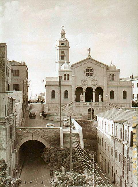 vue d oran (10) EGLISE ST LOUIS ORAN MARINE.jpg